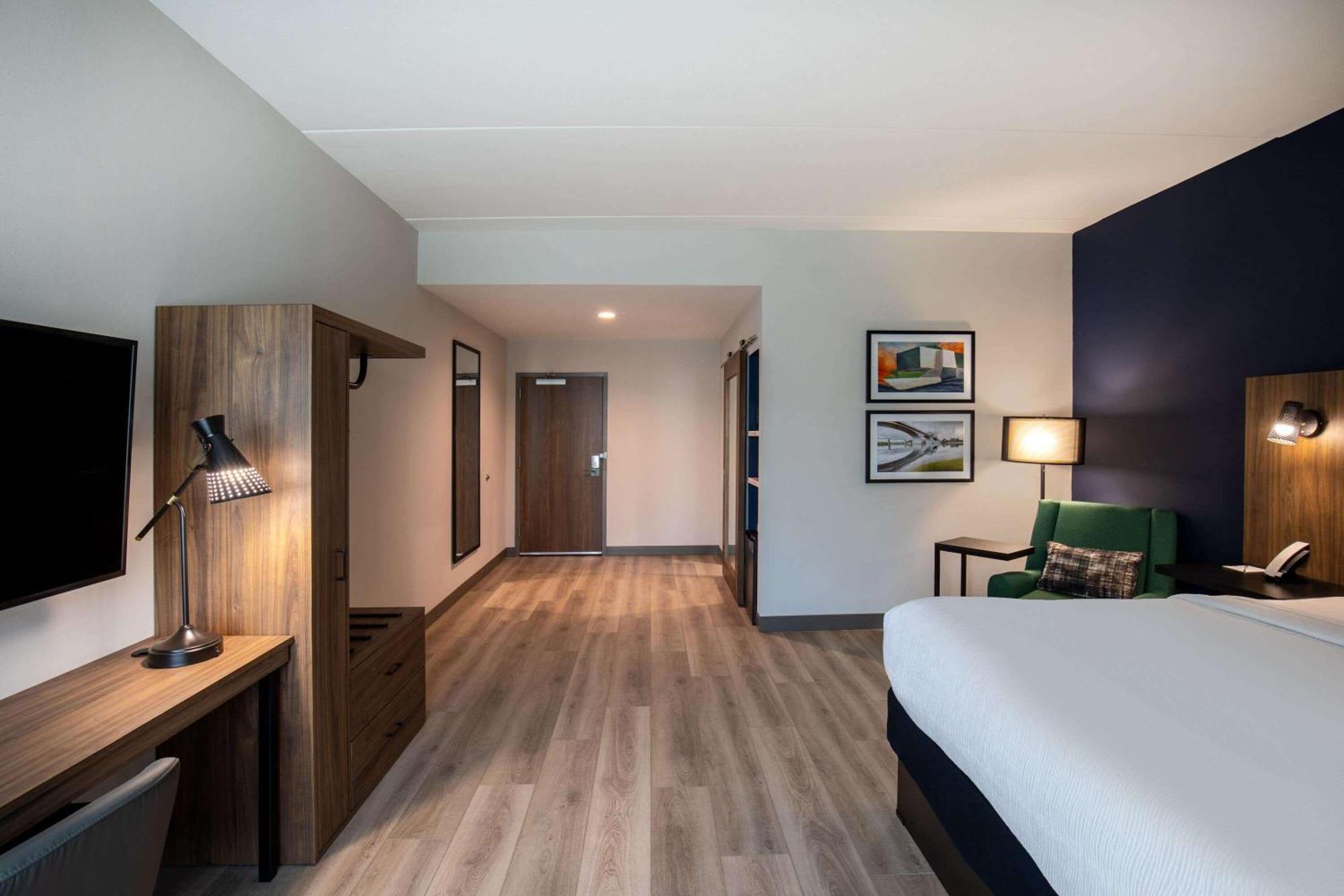 La Quinta Inn & Suites By Wyndham Chattanooga Downtown/South ภายนอก รูปภาพ