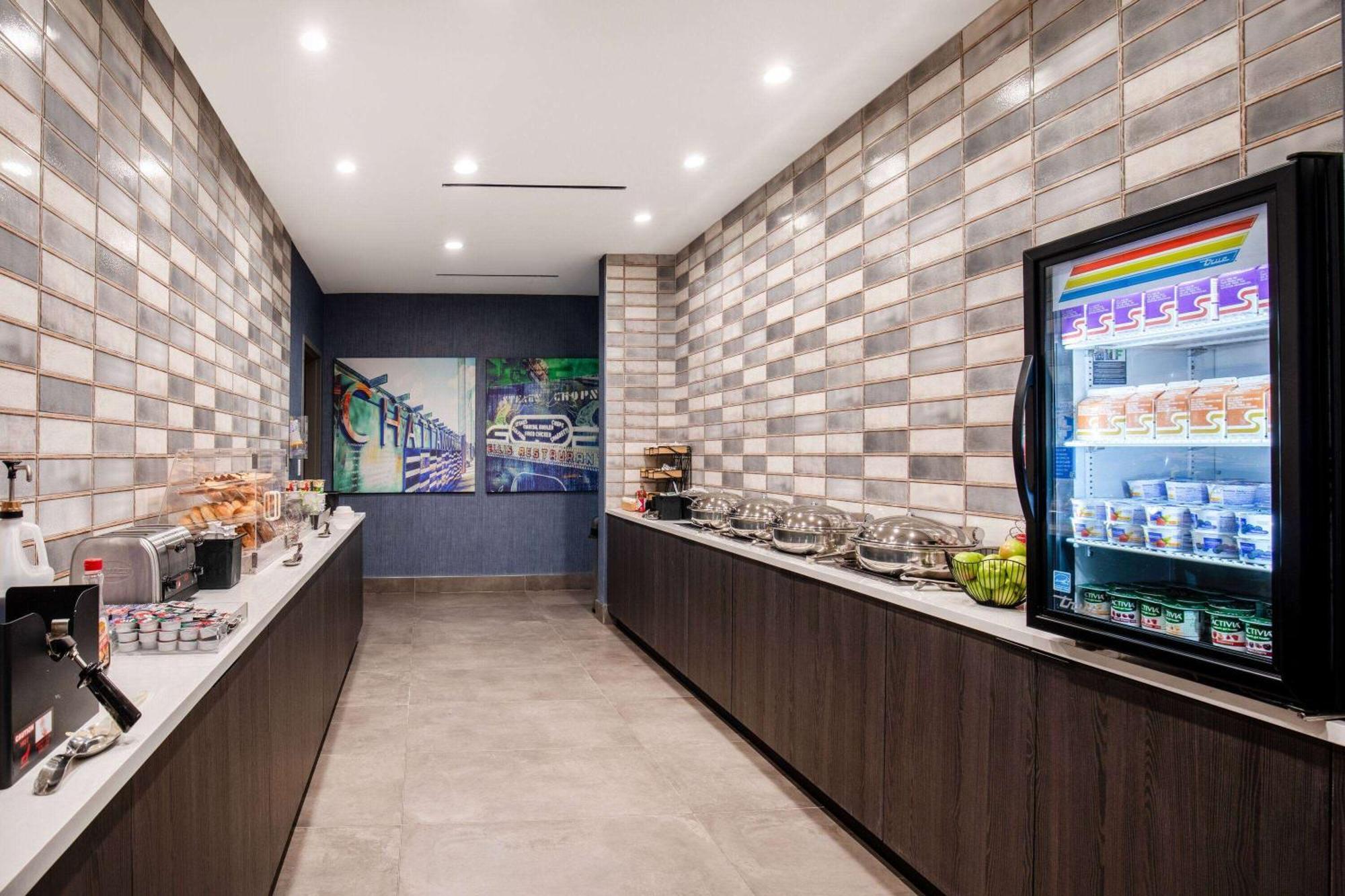 La Quinta Inn & Suites By Wyndham Chattanooga Downtown/South ภายนอก รูปภาพ