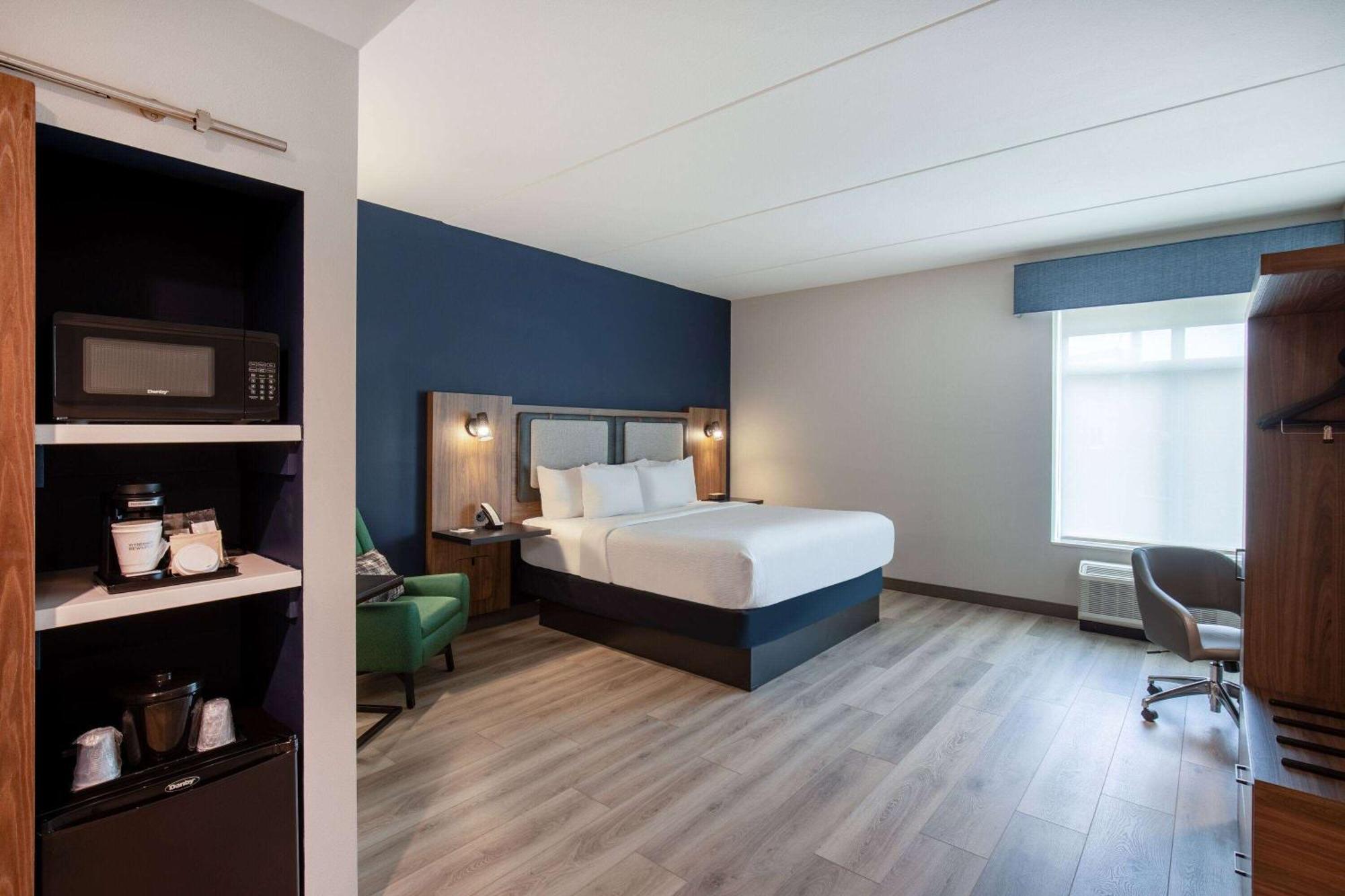 La Quinta Inn & Suites By Wyndham Chattanooga Downtown/South ภายนอก รูปภาพ