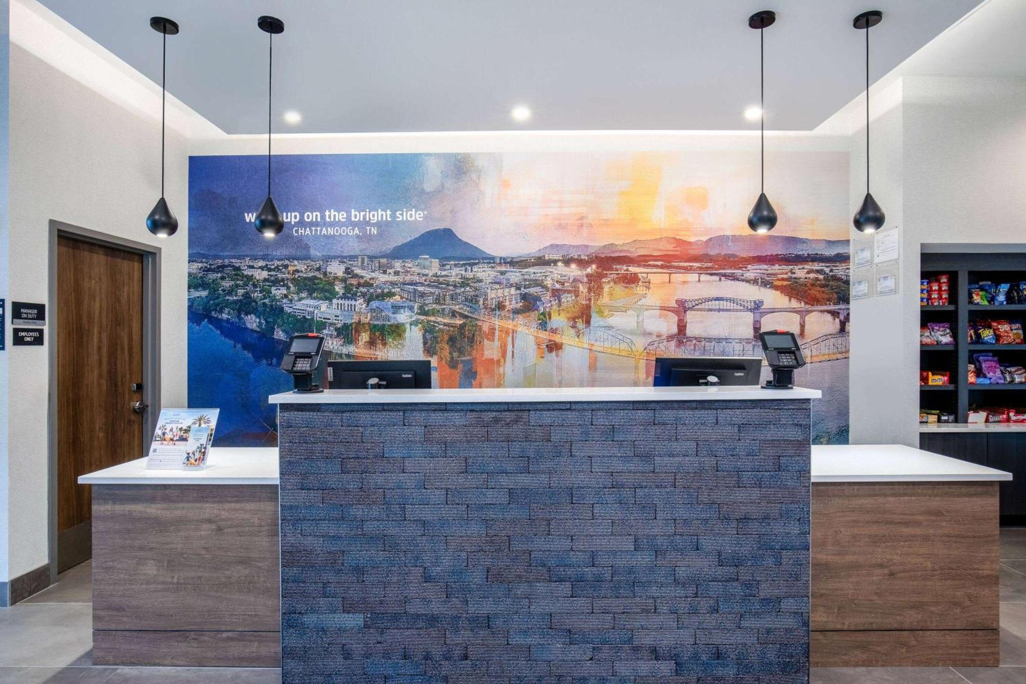 La Quinta Inn & Suites By Wyndham Chattanooga Downtown/South ภายนอก รูปภาพ